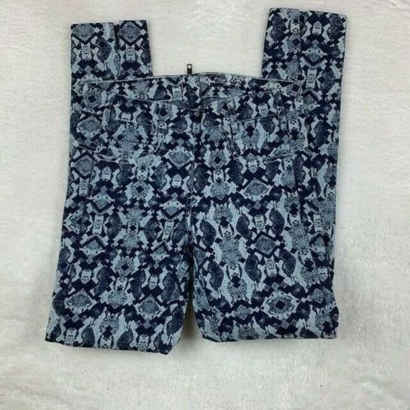 FC Jeans Womens Waist Size 28.5 Geometric Print Zip Back Skinny Stretch - Picture 3 of 4